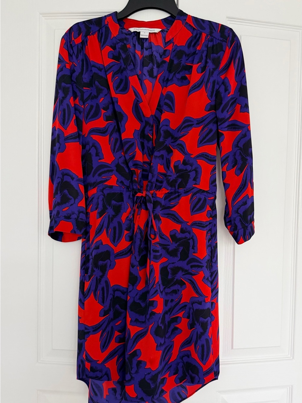 DVF Vintage front tie  Dress in Red and Purple